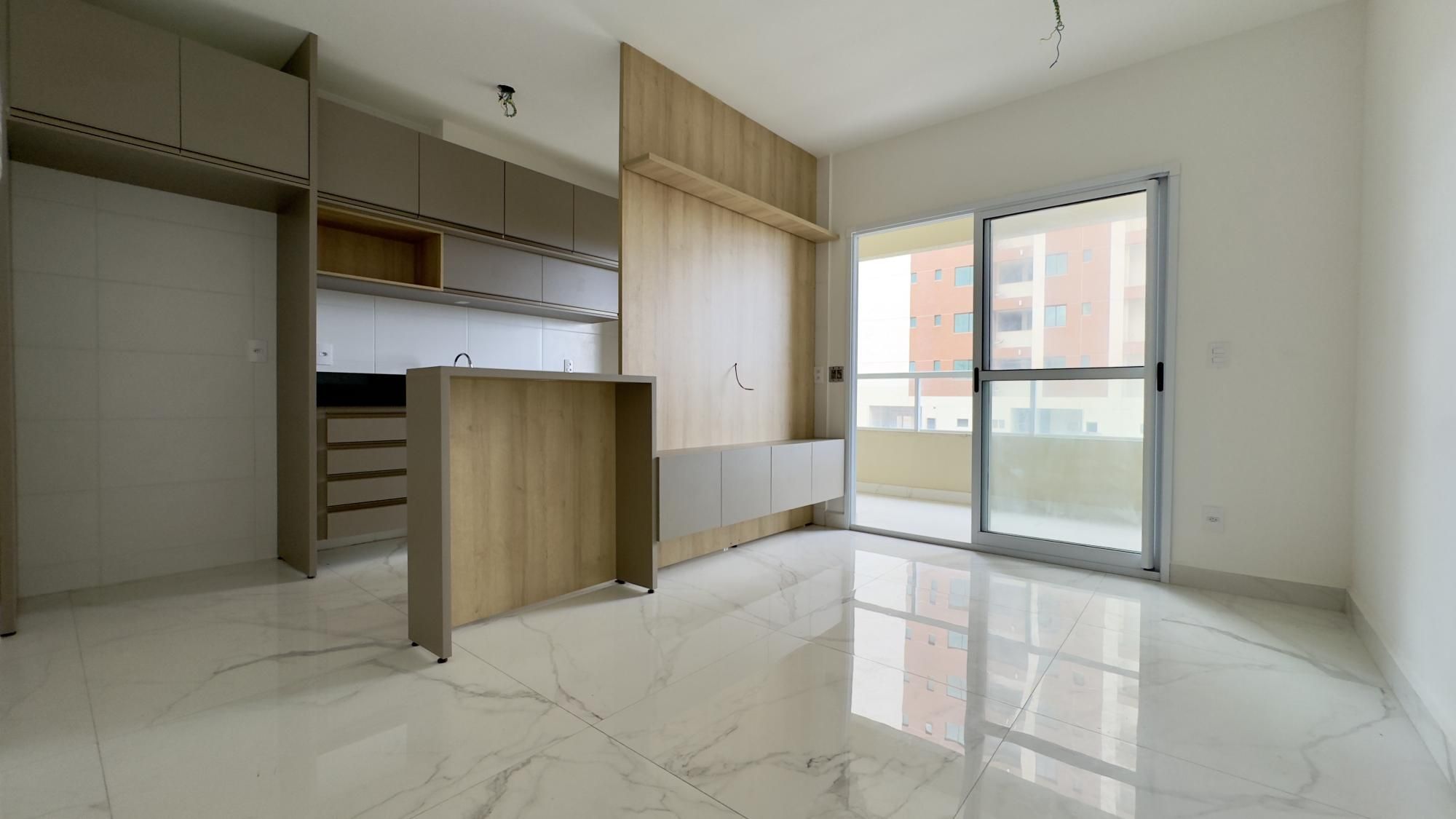 Apartamento à venda com 2 quartos, 63m² - Foto 2