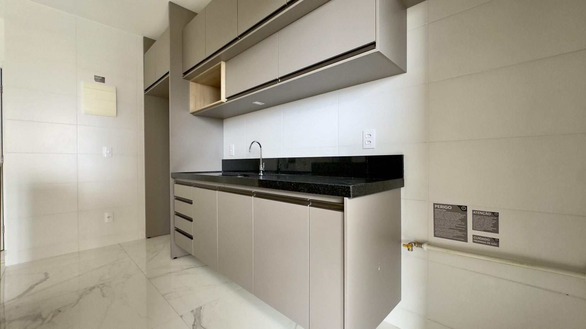 Apartamento à venda com 2 quartos, 63m² - Foto 6