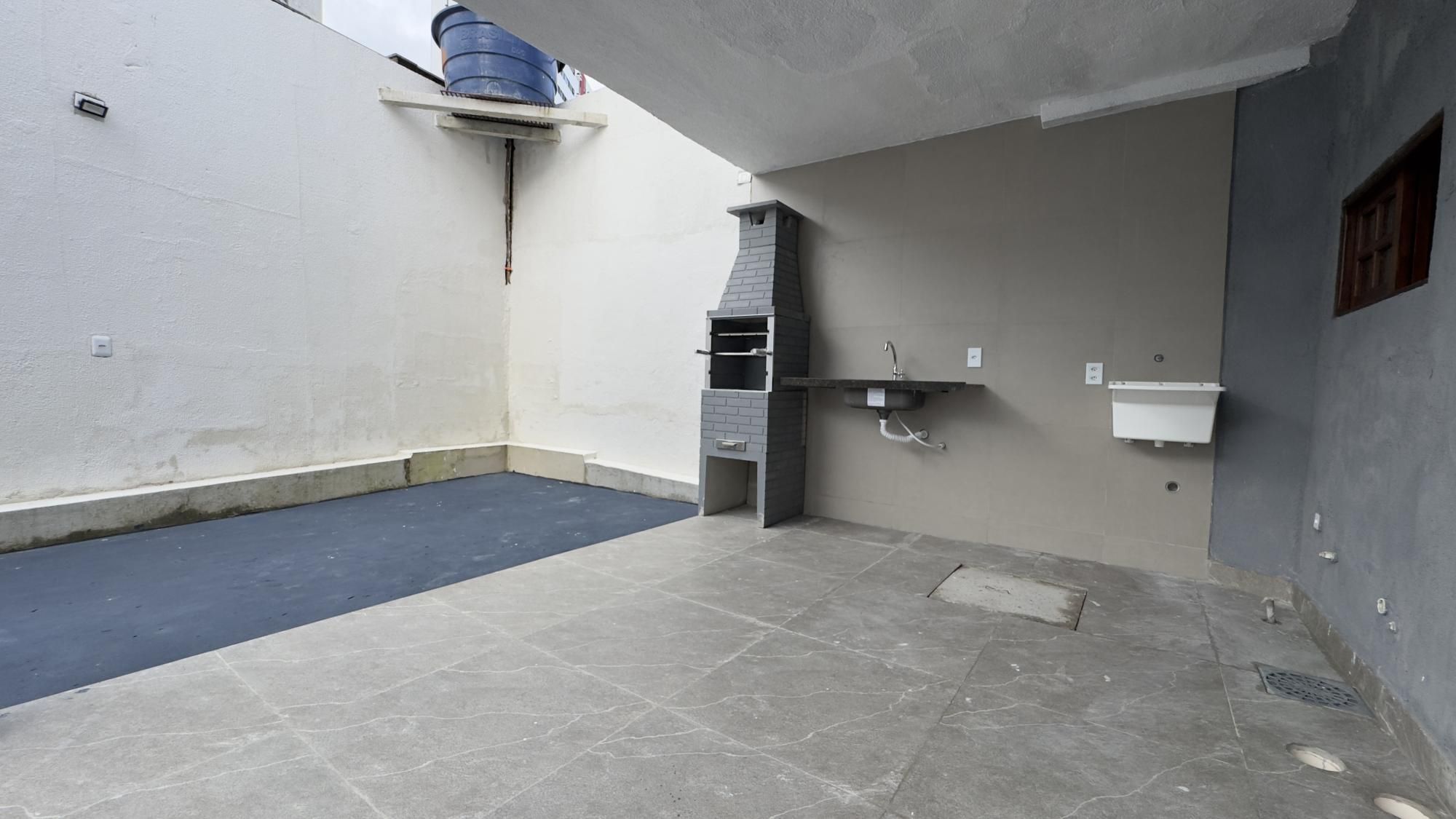 Casa à venda com 6 quartos, 278m² - Foto 12