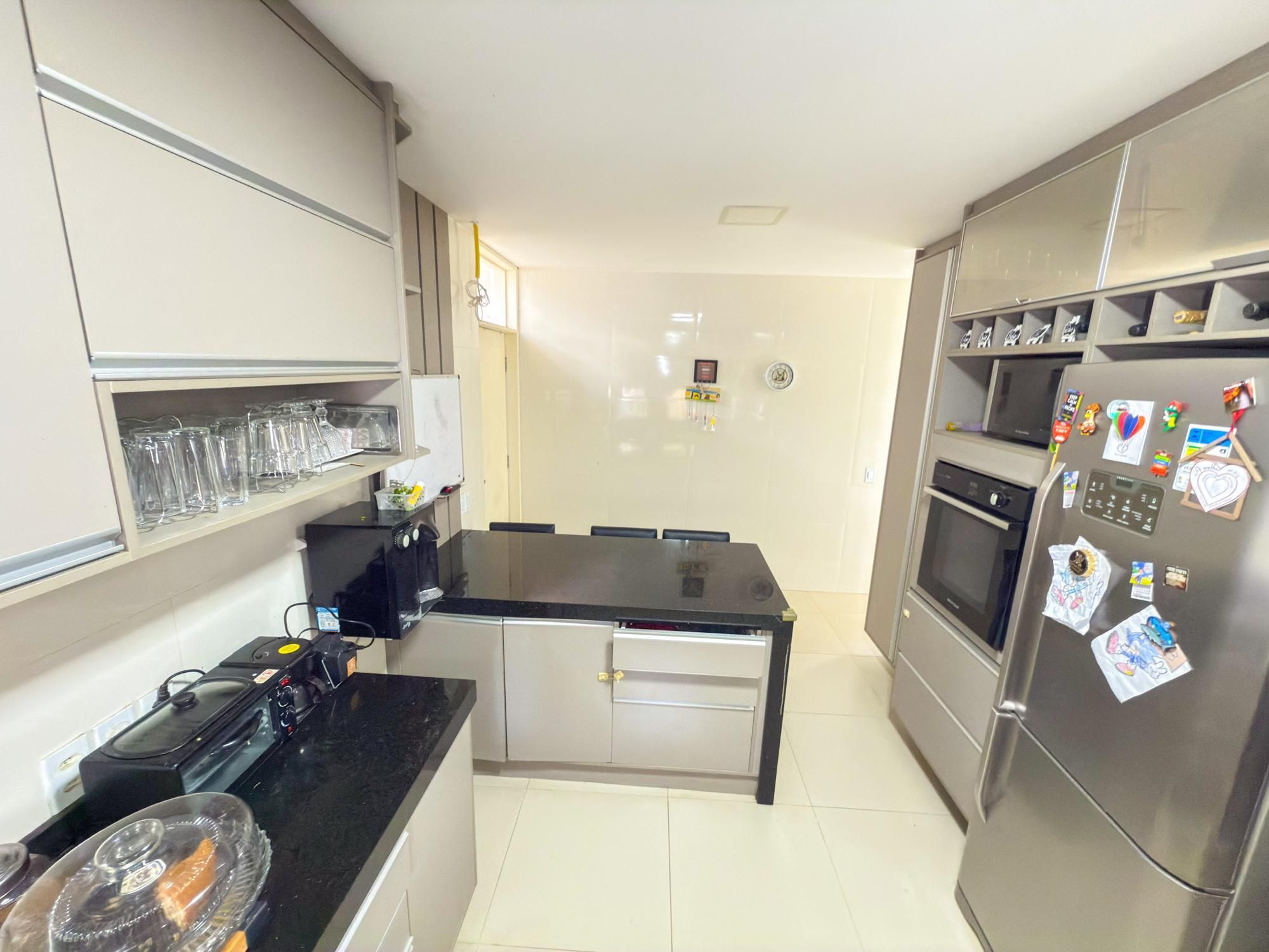 Casa de Condomínio à venda com 5 quartos, 317m² - Foto 42