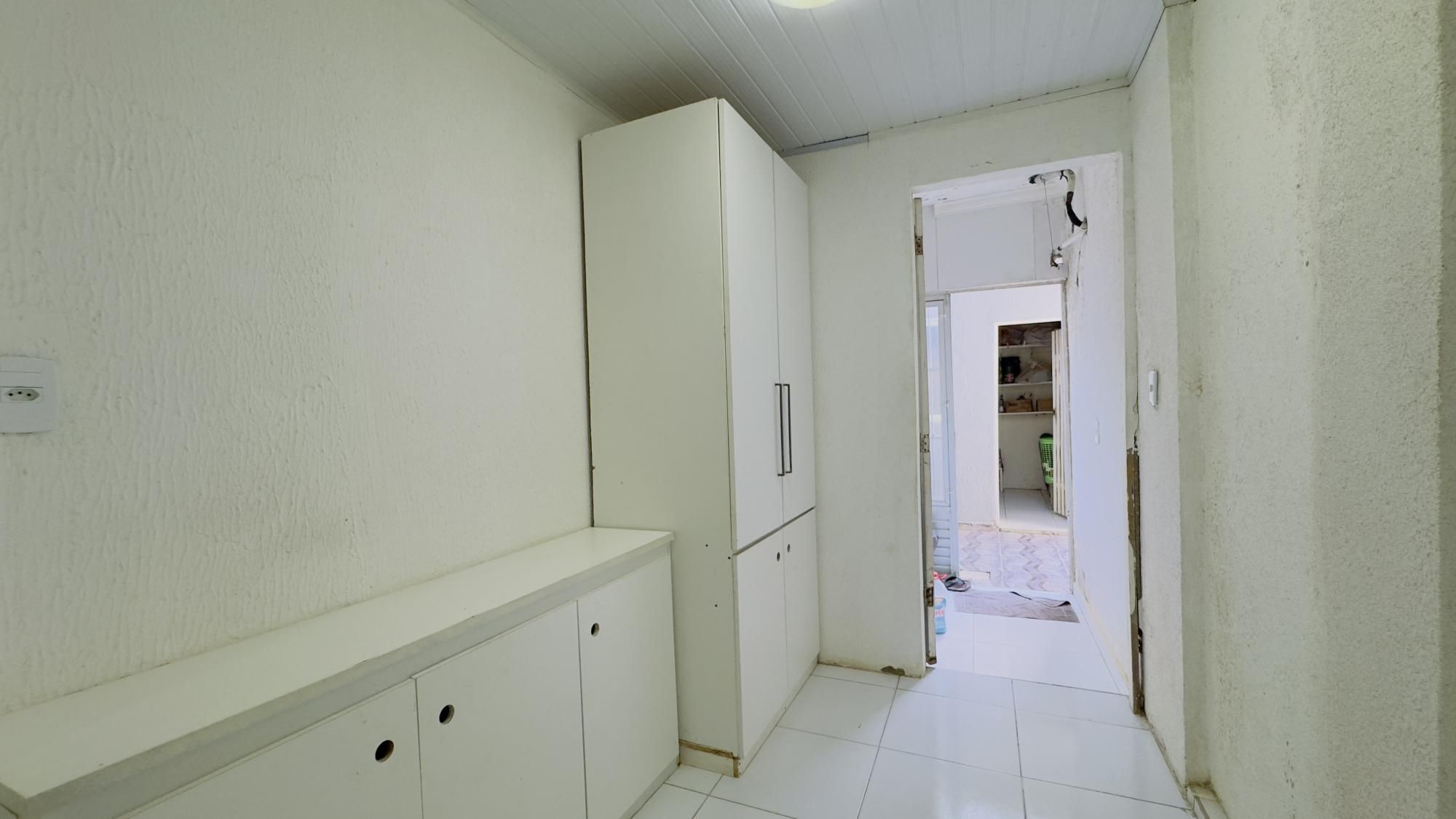 Casa à venda com 5 quartos, 307m² - Foto 22