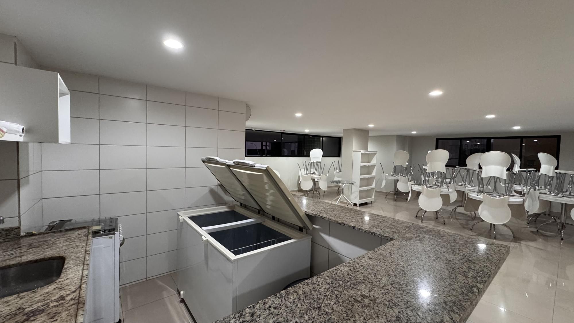 Apartamento à venda com 4 quartos, 194m² - Foto 35