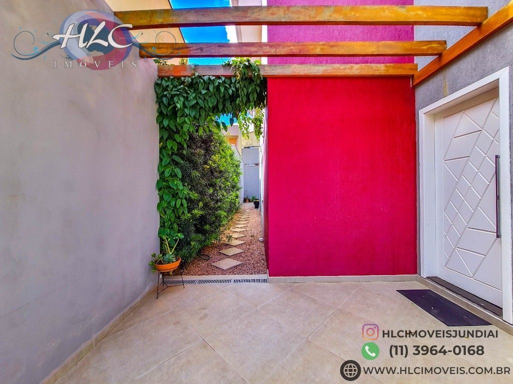 Descubra o Encanto: Casa de 3 dormitórios, sendo 1 suíte e 4 vagas de garagem, n