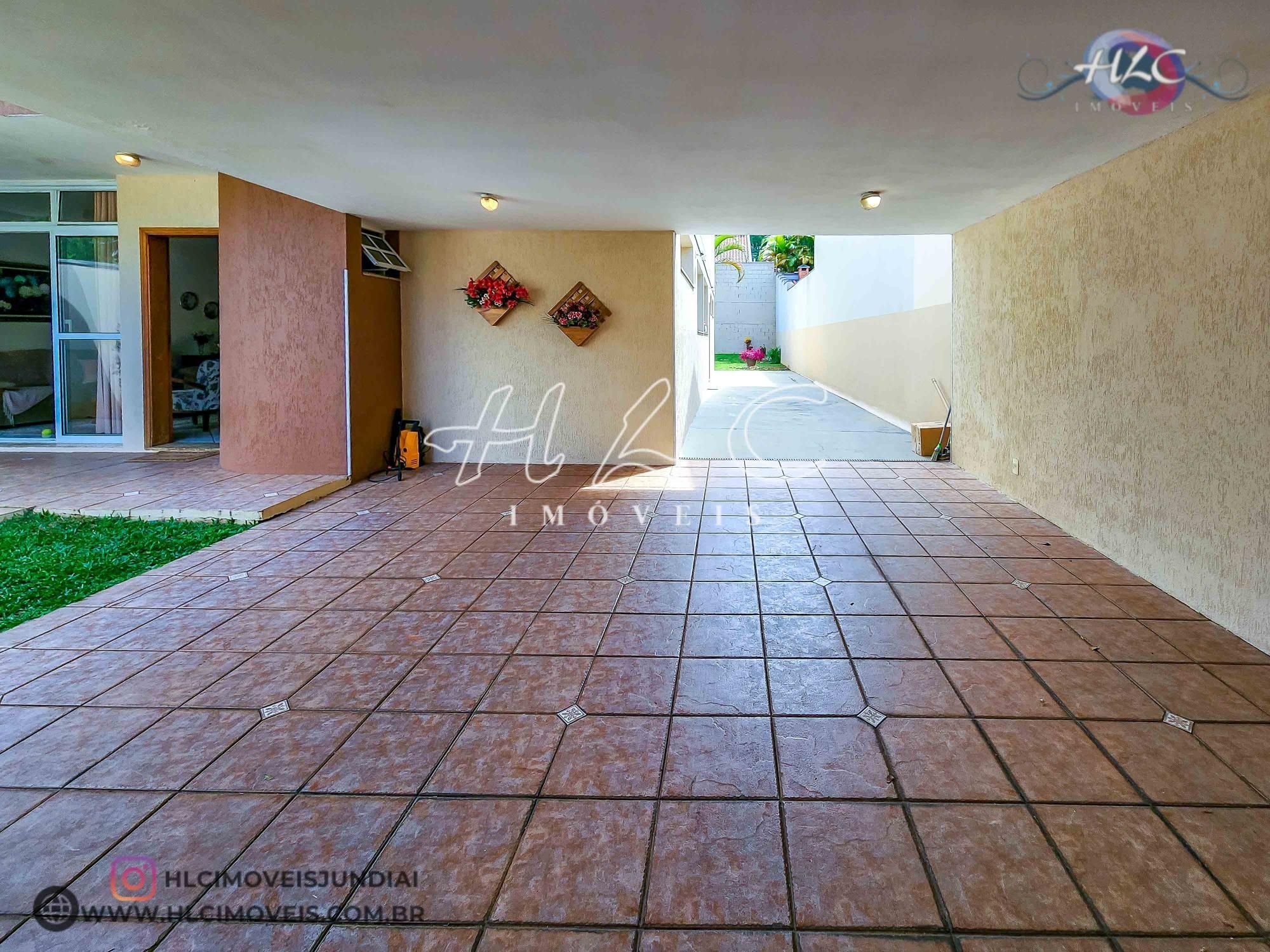 Casa à Venda 4 Quartos Jardim Santa Teresa Jundiaí Pé-Direito Duplo