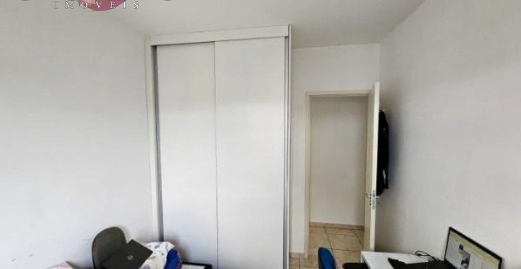 Lindo apartamento à venda com 2 dormitórios no condomínio pr