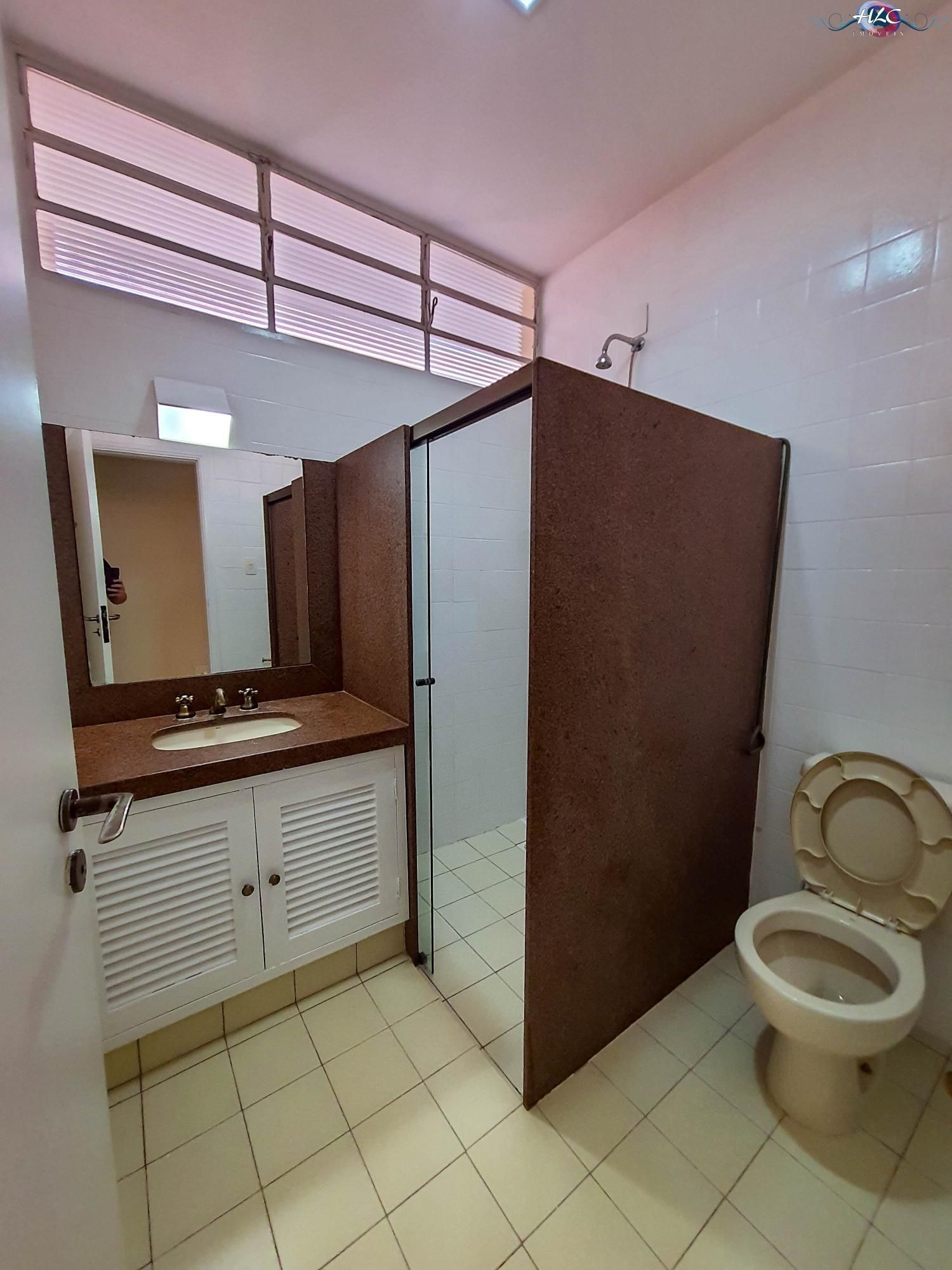 Casa para alugar com 2 quartos, 205m² - Foto 11