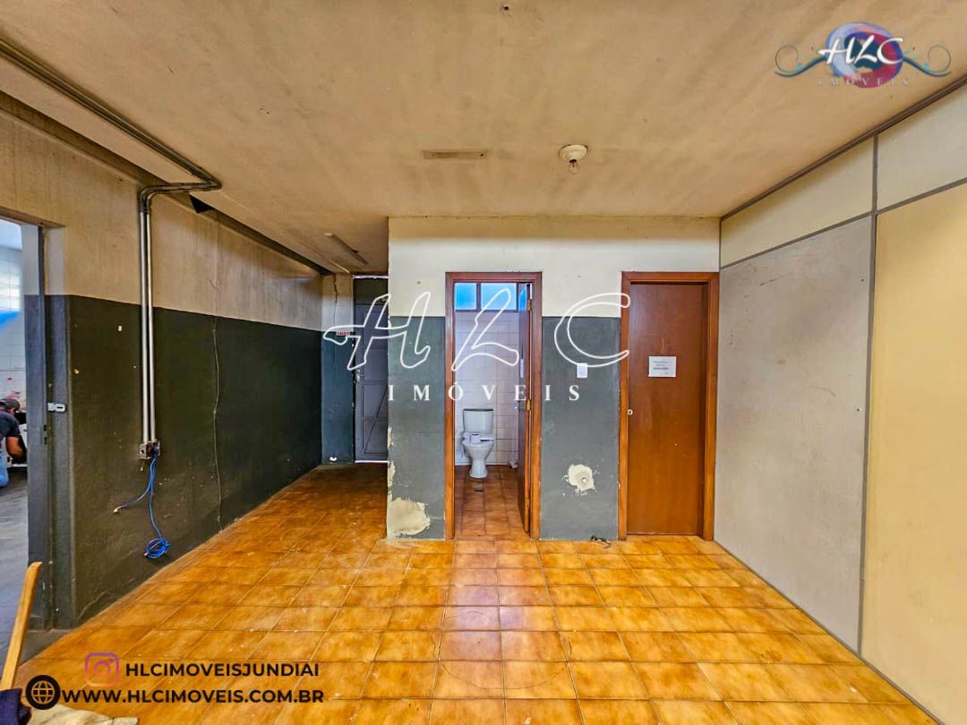 Pavilhão/galpão/depósito com 6 Dormitórios para alugar, 1.984 m² por R$ 40.000,00 Pavilhão/galpão/depósito com 6 Dormitórios para alugar, 1.984 m² por R$ 40.000,00