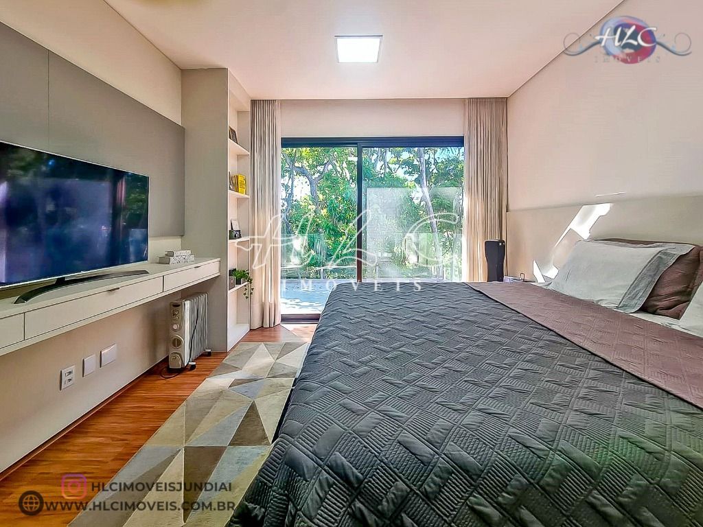 Linda residência com vista para a mata à venda no condomínio Terras de Santa Ter