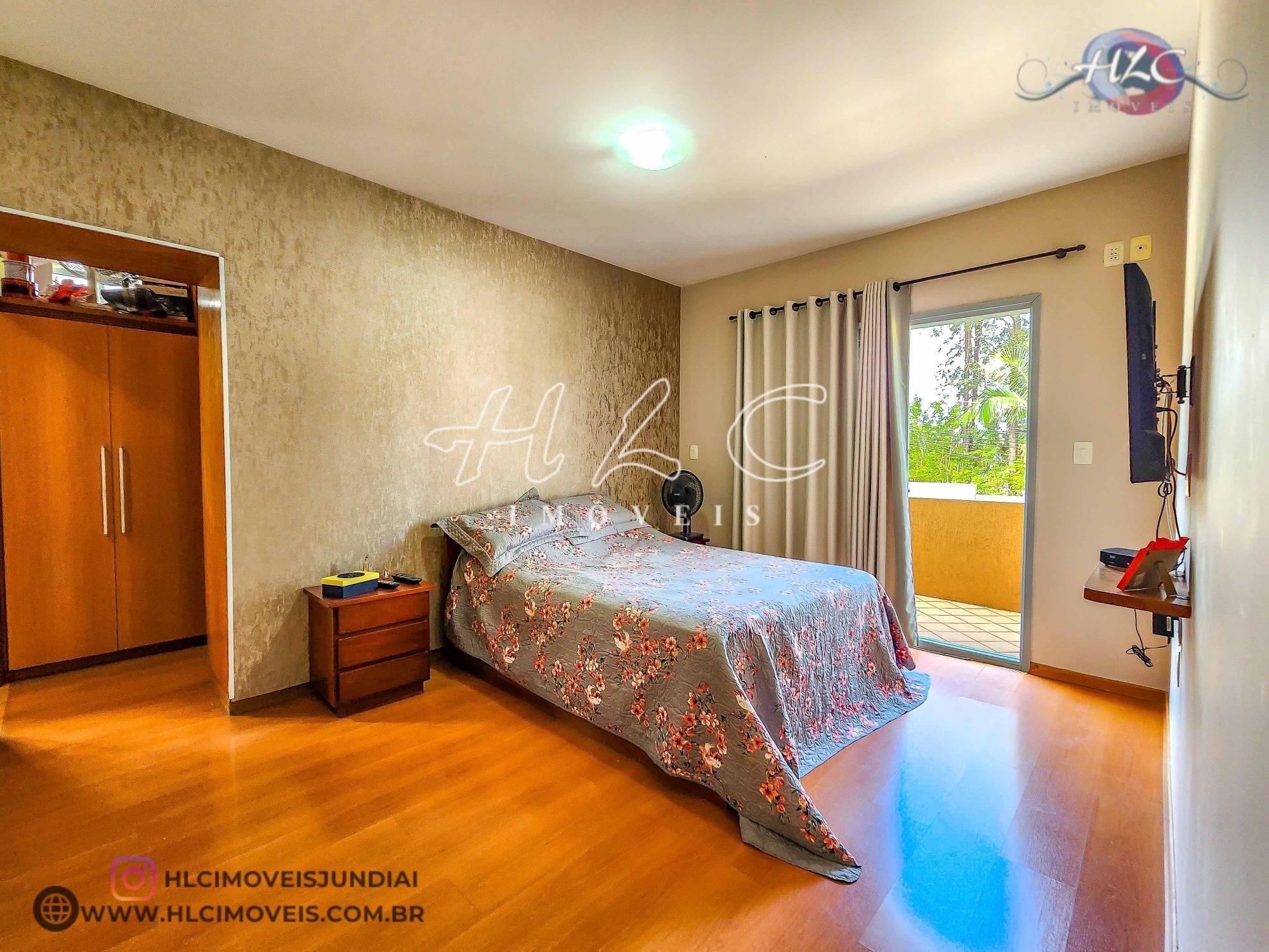 Casa à Venda 4 Quartos Jardim Santa Teresa Jundiaí Pé-Direito Duplo
