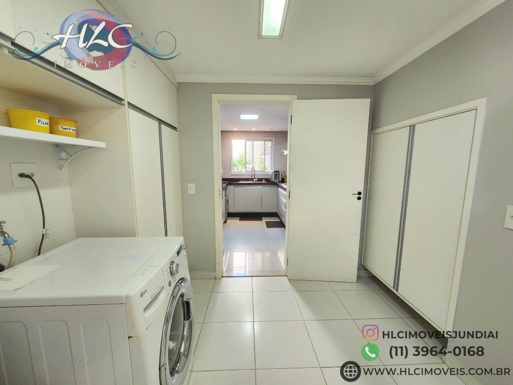 Casa venda em condomínio exclusivo, completo com 3 suítes na