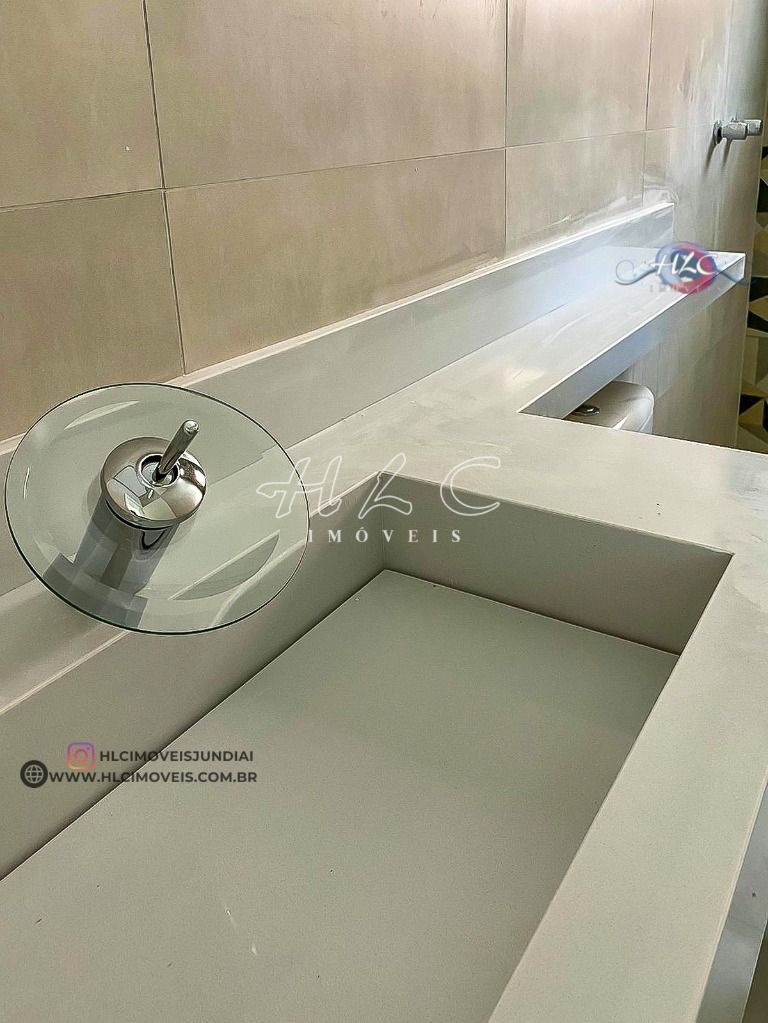 Casa térrea de 3 dormitórios com suíte no condomínio gran vi