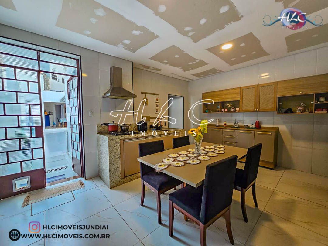 Casa, 3 quartos, 105 m² - Foto 1