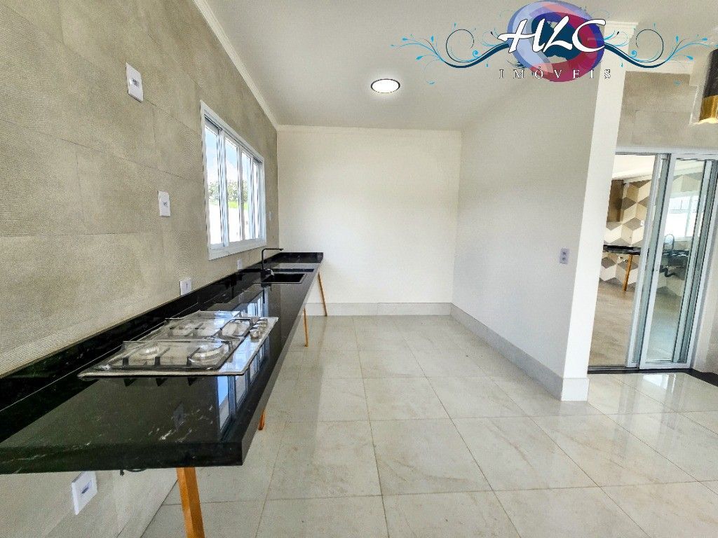 Casa em condomínio com 3 Dormitórios à venda, 220 m² por R$ 1.750.000,00 Casa em condomínio com 3 Dormitórios à venda, 220 m² por R$ 1.750.000,00