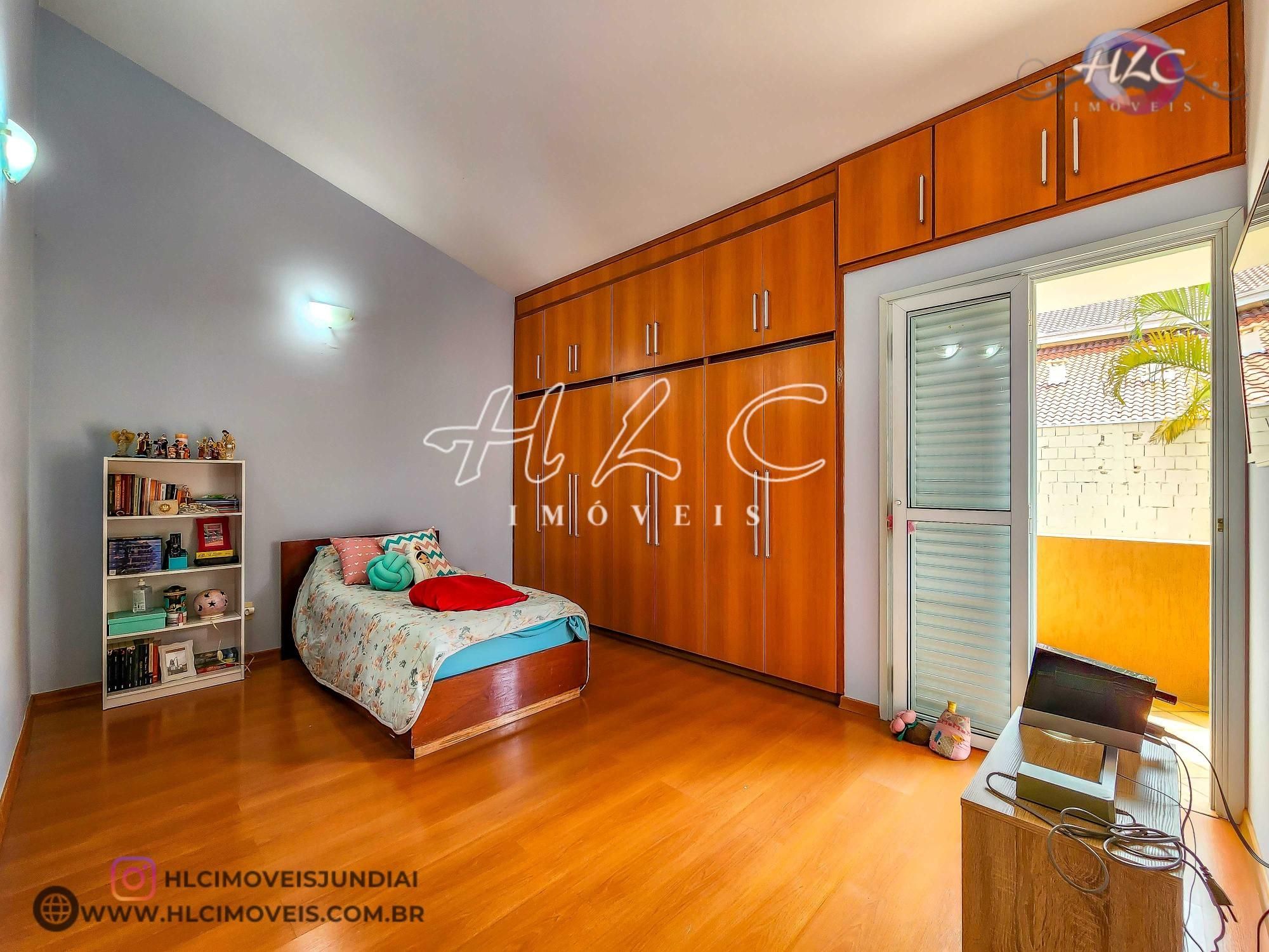 Casa à Venda 4 Quartos Jardim Santa Teresa Jundiaí Pé-Direito Duplo