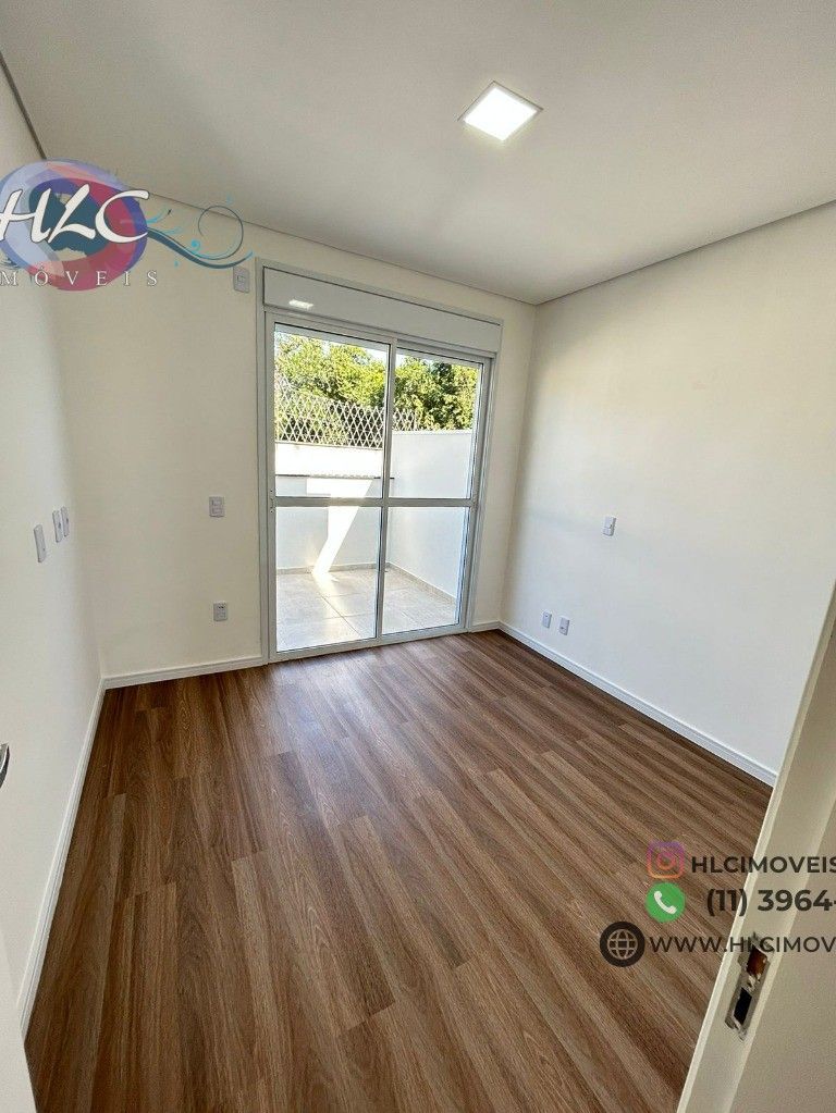 Casa em Condomínio de Luxo em Jundiaí-SP, 3 quartos, 1 suíte, 3 banheiros, 2 vag