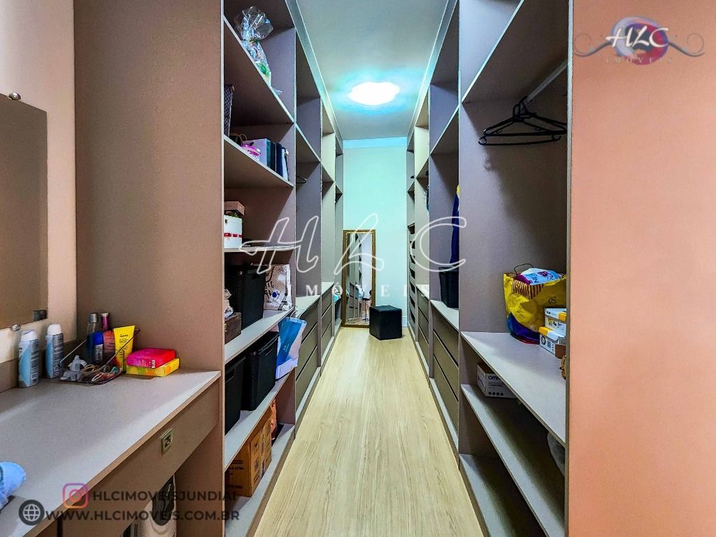 Chácara 1.000m² c/ Piscina, Forno de Pizza - Champirra, Jundiaí