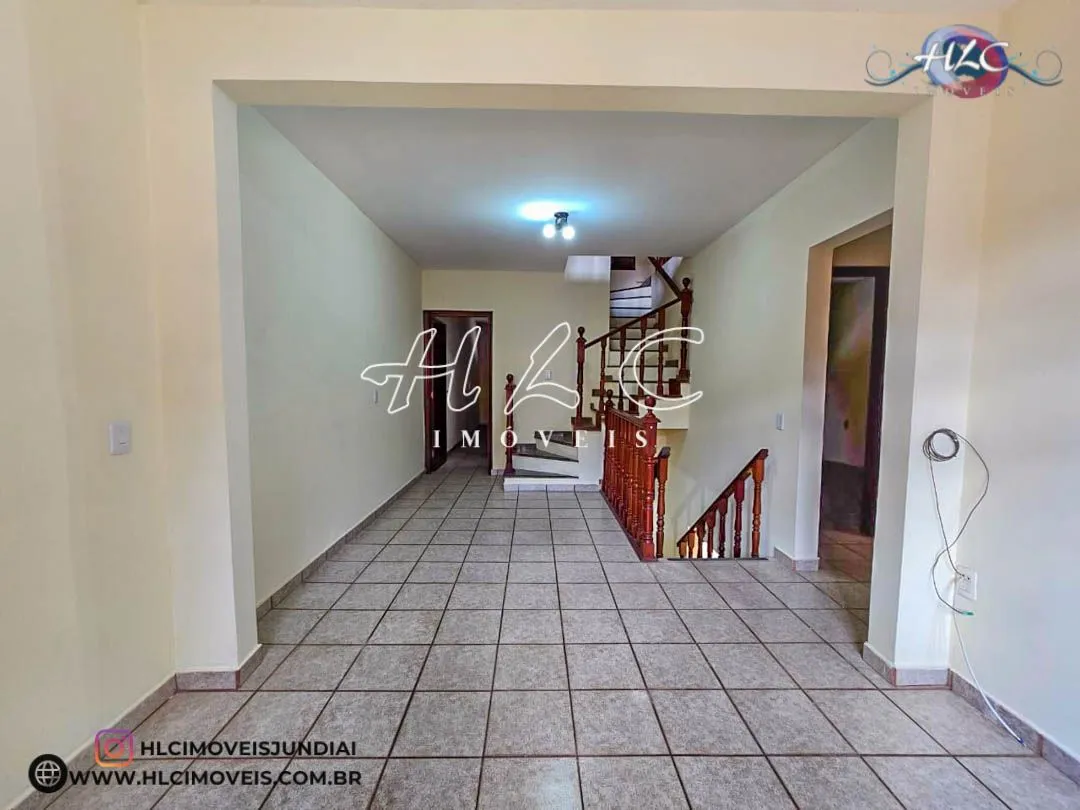 Casa com 4 Dormitórios para alugar, 220 m² por R$ 4.300,00 Casa com 4 Dormitórios para alugar, 220 m² por R$ 4.300,00