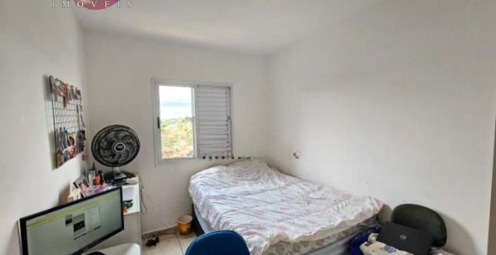 Lindo apartamento à venda com 2 dormitórios no condomínio pr