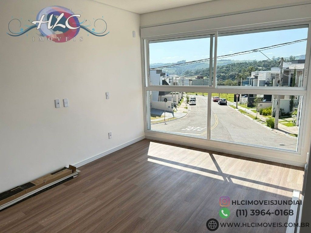 Casa em Condomínio de Luxo em Jundiaí-SP, 3 quartos, 1 suíte, 3 banheiros, 2 vag