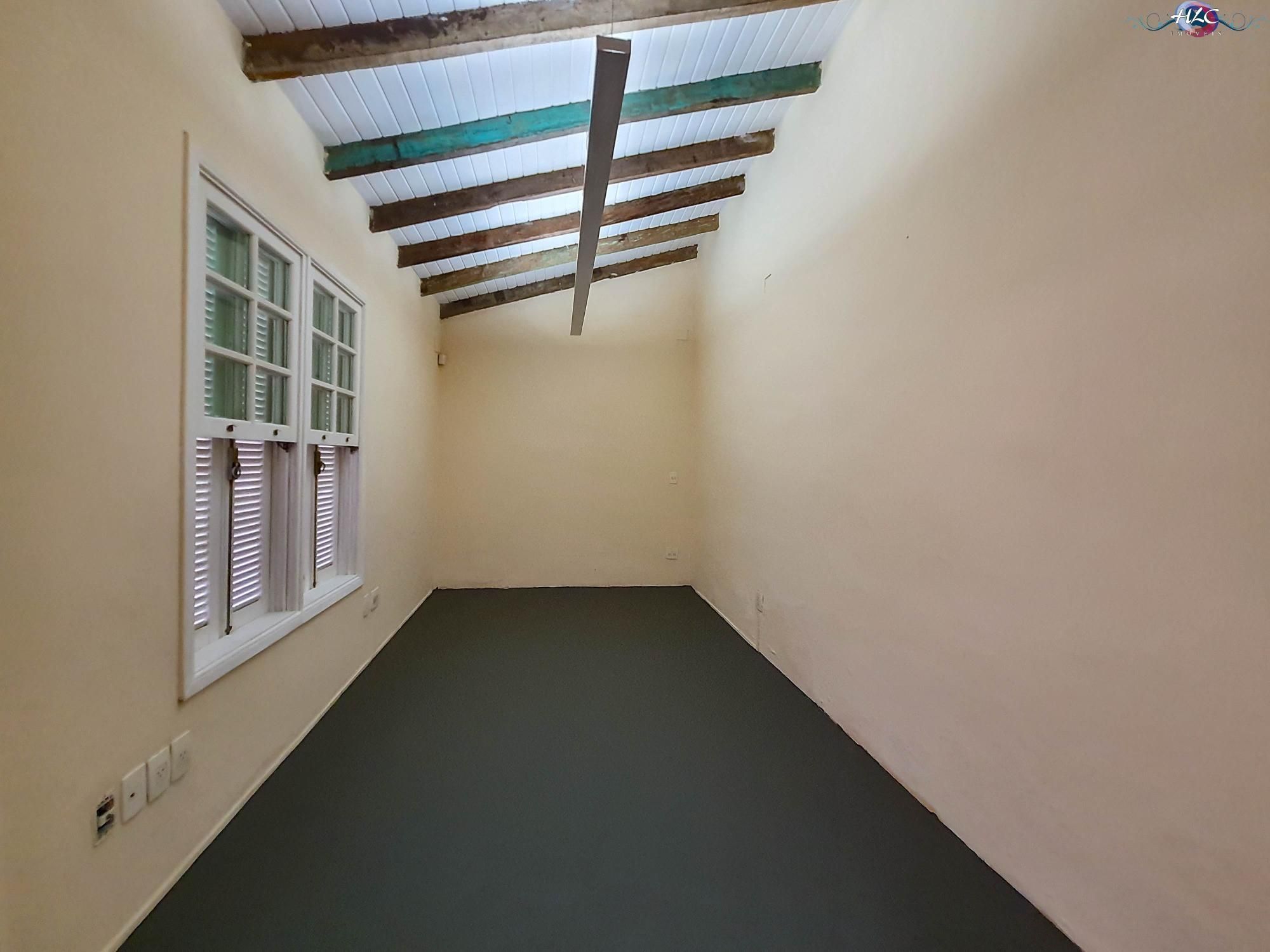 Casa para alugar com 2 quartos, 205m² - Foto 16