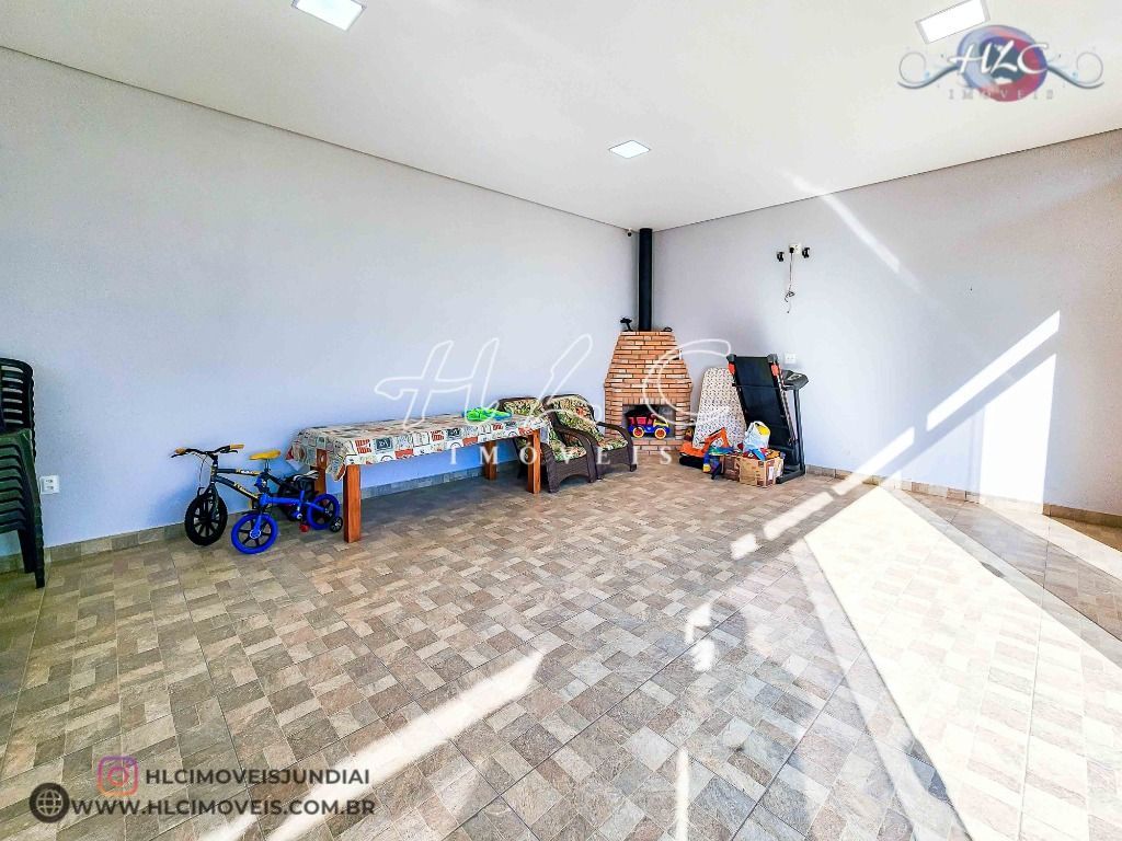 Chácara 1.000m² c/ Piscina, Forno de Pizza - Champirra, Jundiaí