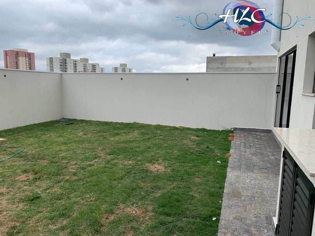 Casa à Venda 3 Quartos Jundiaí 179m² Quintal 80m² Aceita Permuta