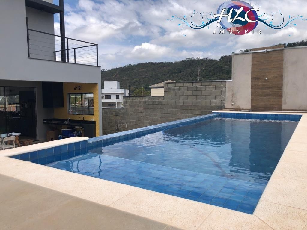 Casa à Venda 3 Suítes Jundiaí Pé-direito Alto Piscina Aceita Permuta