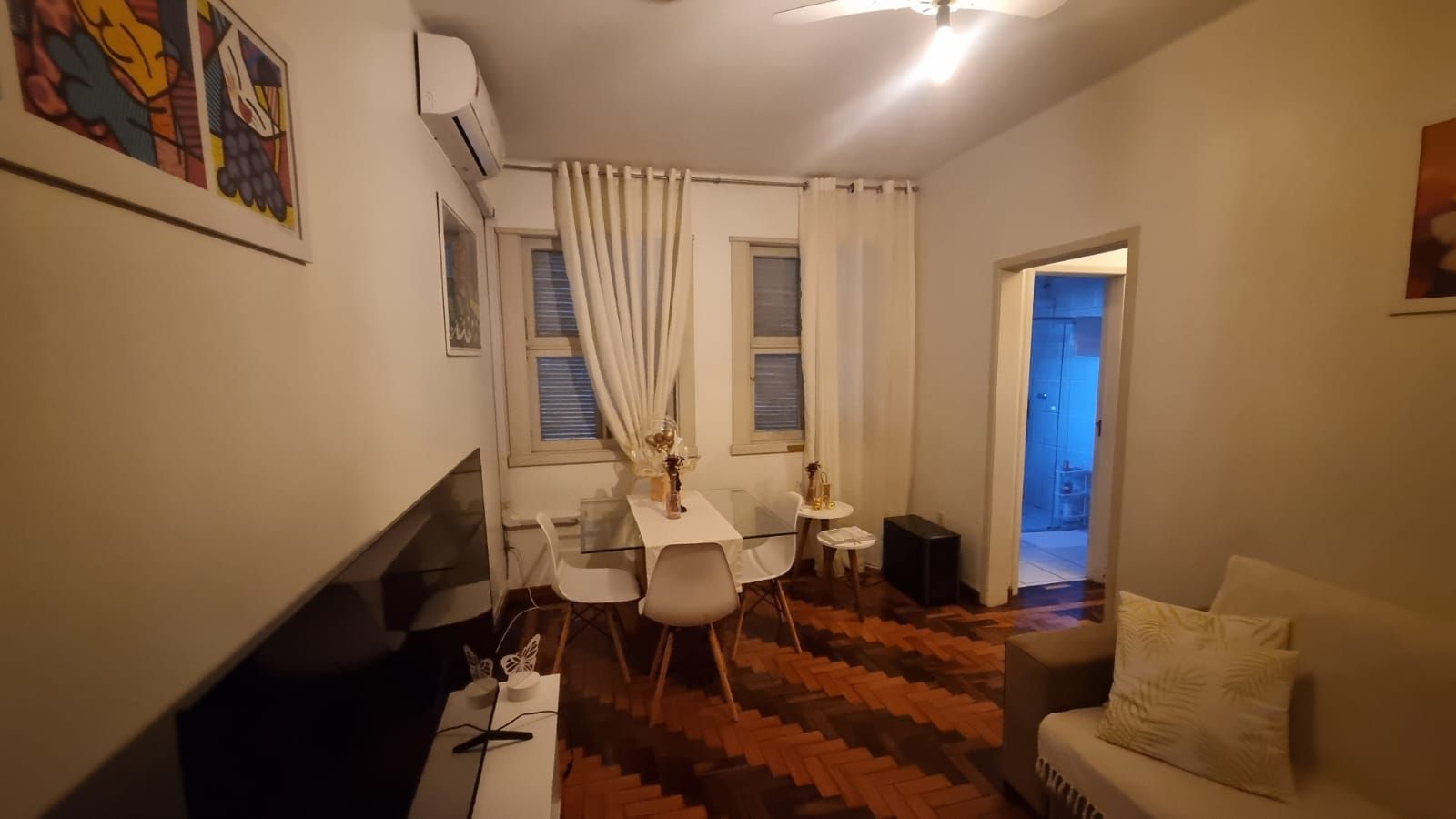 Ótimo apartamento 2 dormitórios.