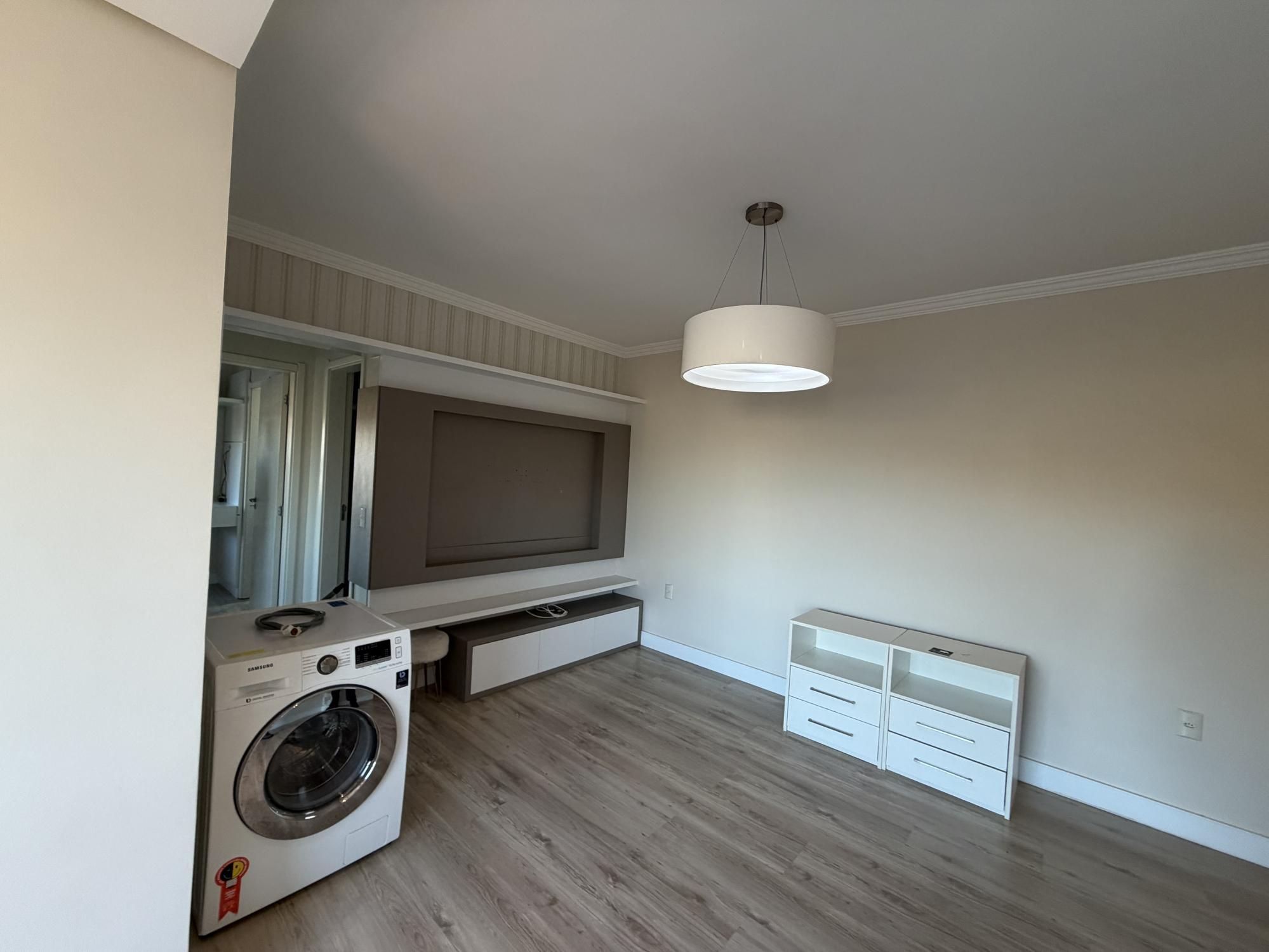 Apartamento com 2 dormitórios sendo 1 suíte — foto 2