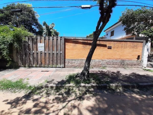 Terreno em Porto Alegre, no bairro Espírito Santo, à venda.