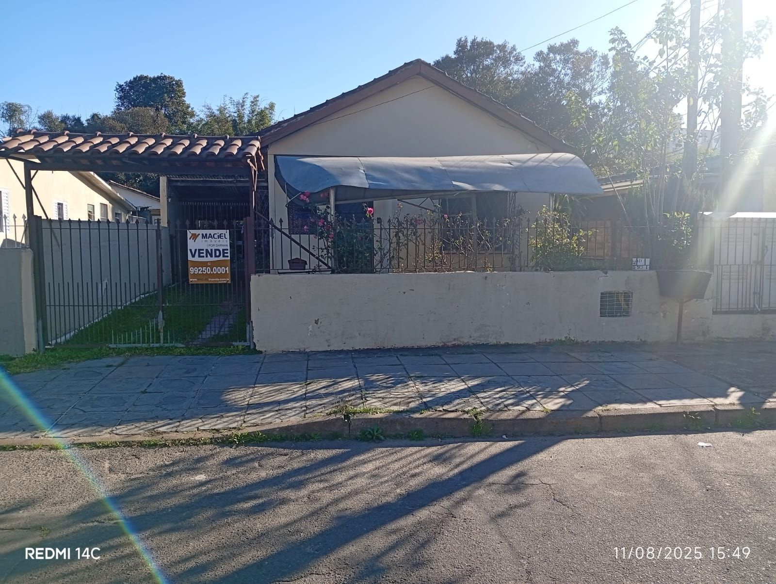 Terreno á venda no bairro Cavalhada em Porto Alegre!