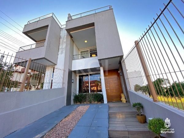 Casa para Venda - 172.26m², 3 dormitórios, sendo 2 suites, 2 vagas - Hípica