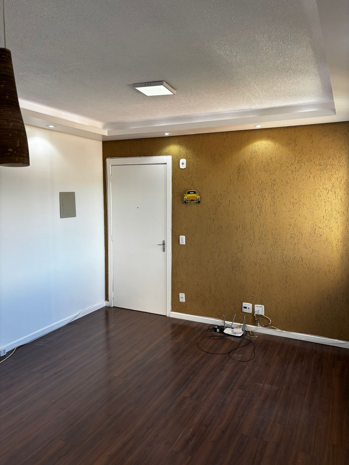 Apartamento 2dorm, sala/cozinha, banheiro. Aceita venda assistida!