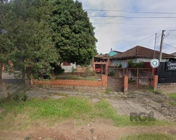 Terreno em Porto Alegre, no bairro Espírito Santo, à venda.