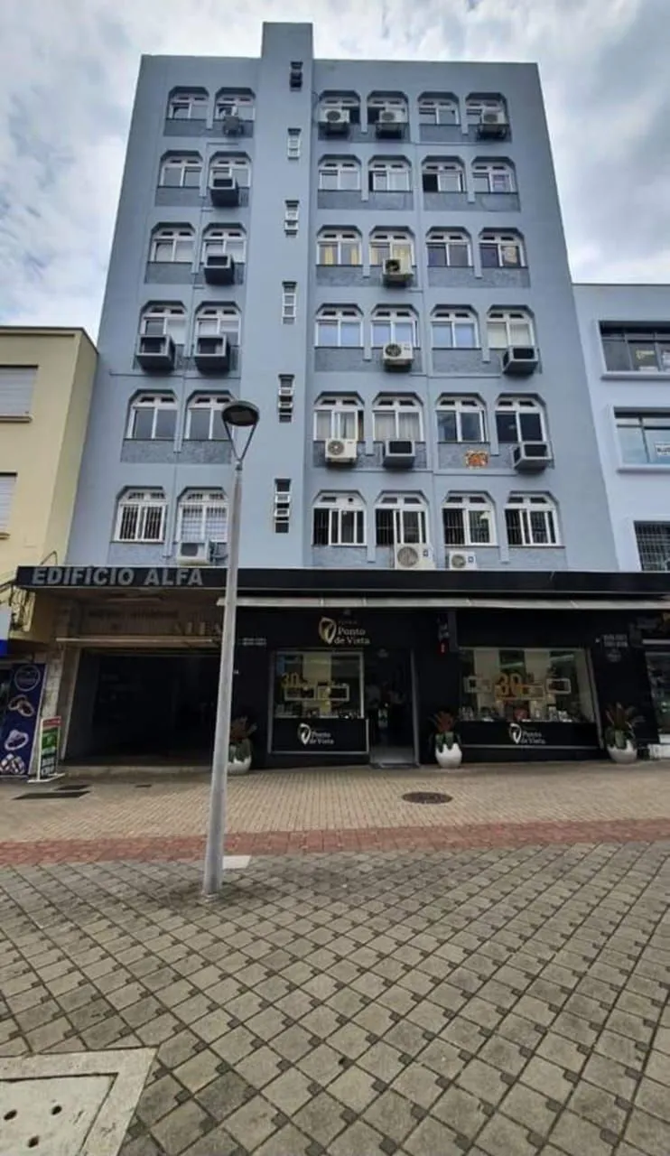 Excelente sala comercial bem localizada, no centro de Novo Hamburgo..