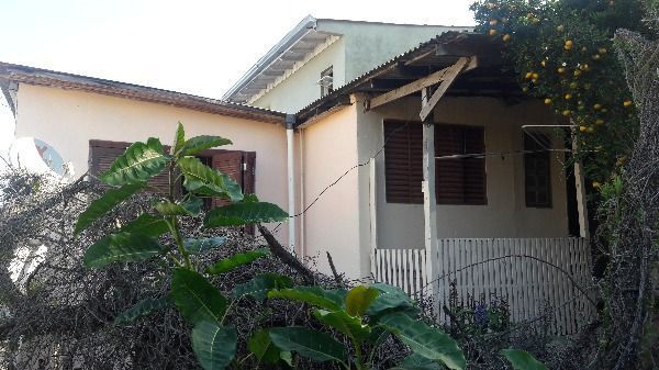 Casa para Venda - 230m², 2 dormitórios, 3 vagas - Santa Tereza