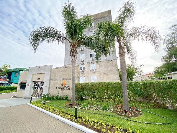 Apartamento em Porto Alegre, no bairro Cavalhada, com 2 dormitório(s), e 2 banhe