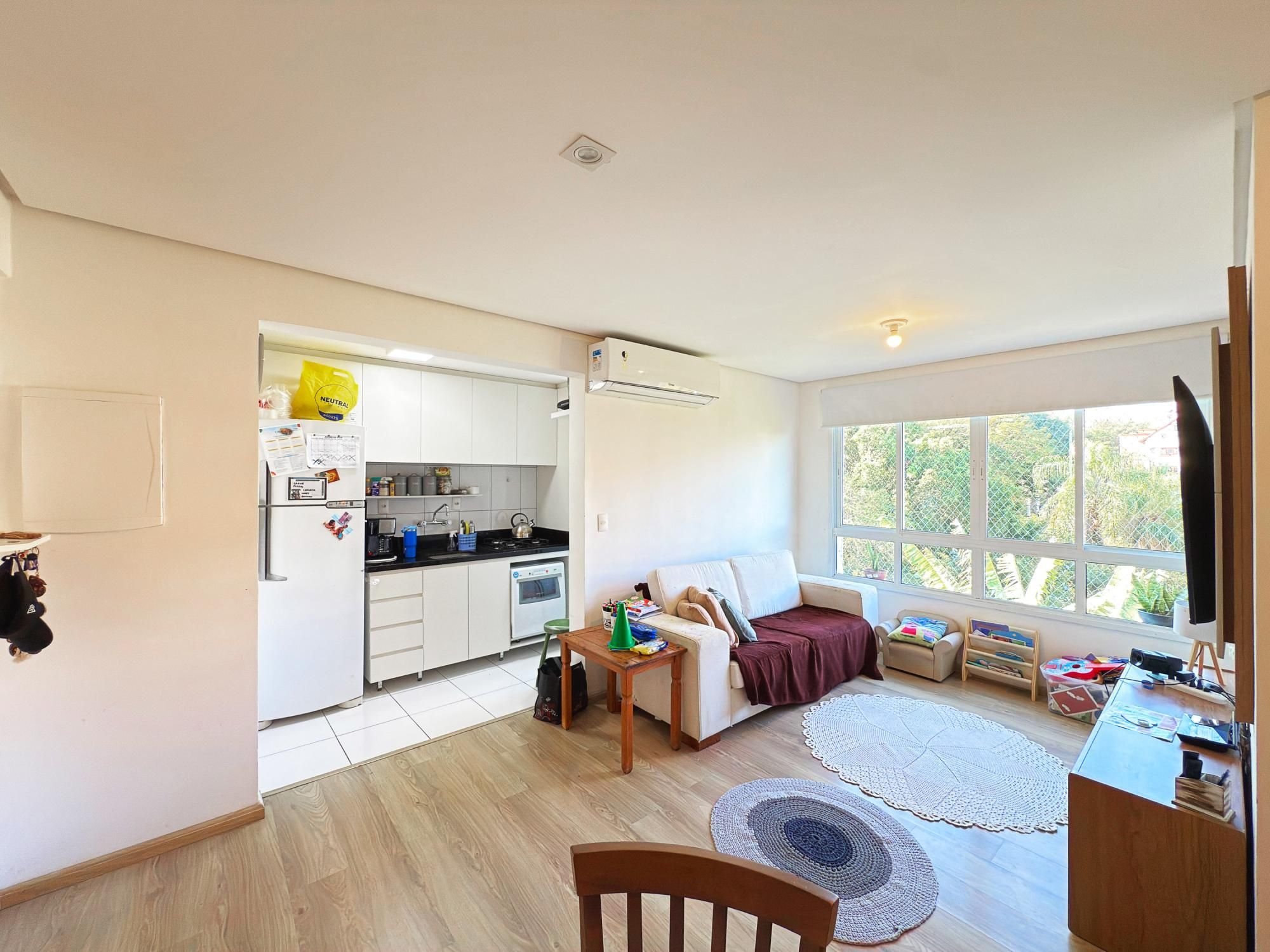 Apartamento com 2 dormitórios e 1 vaga coberta na Dea Coufal — foto 4