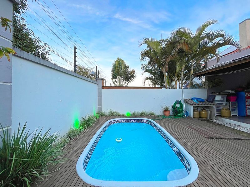 **Residência á venda no Condomínio Mountain ville  RS**