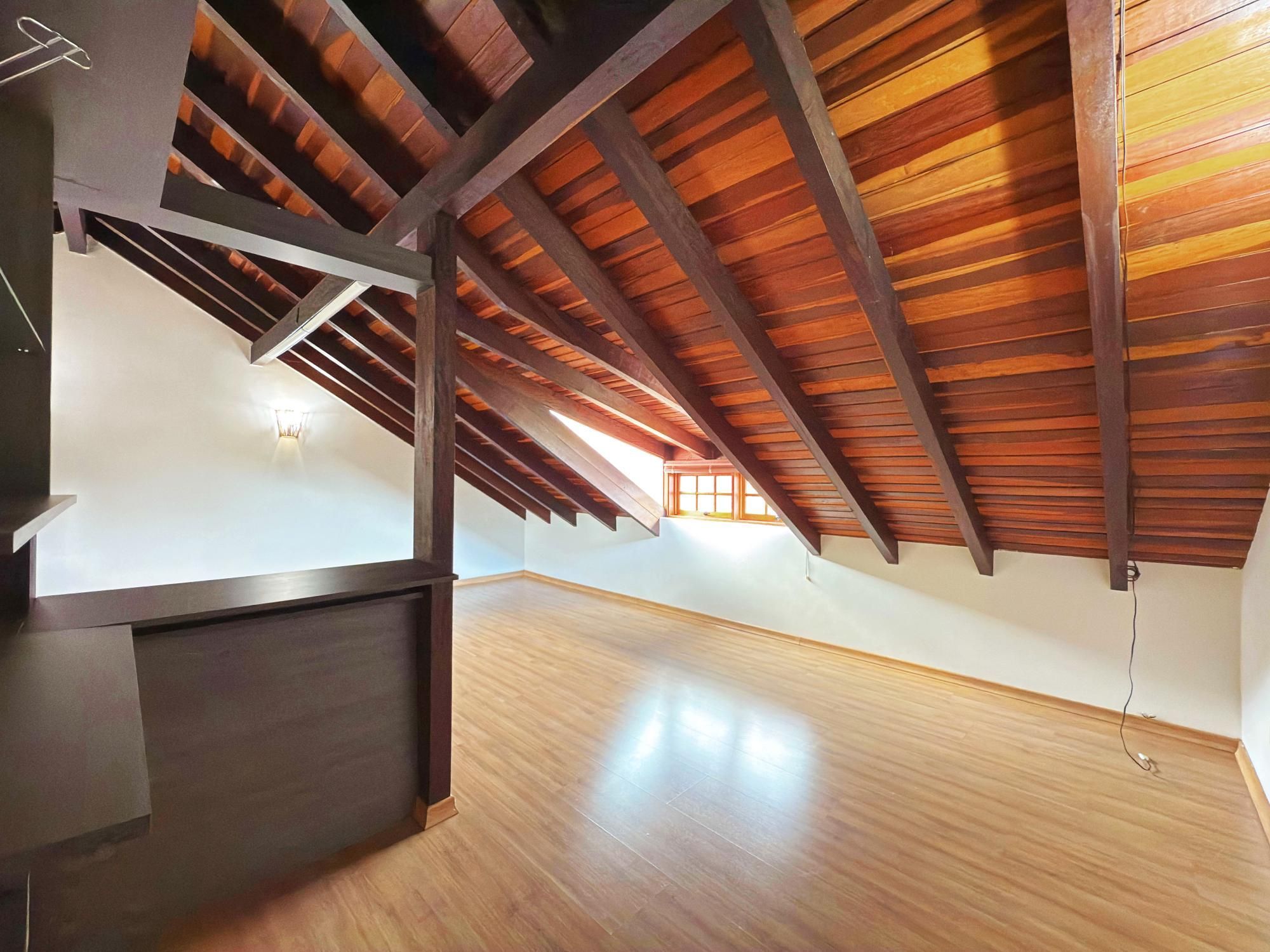 Casa de Condomínio com 189m², 3 dormitórios no bairro Ipanema em Porto Alegre para Comprar