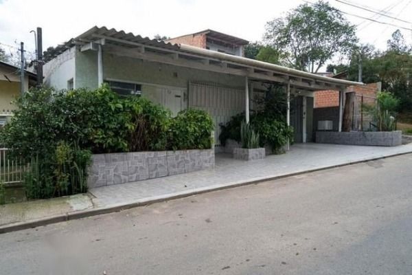 Casa para Venda - 300m², 3 dormitórios, sendo 3 suites, 2 vagas - Vila Nova