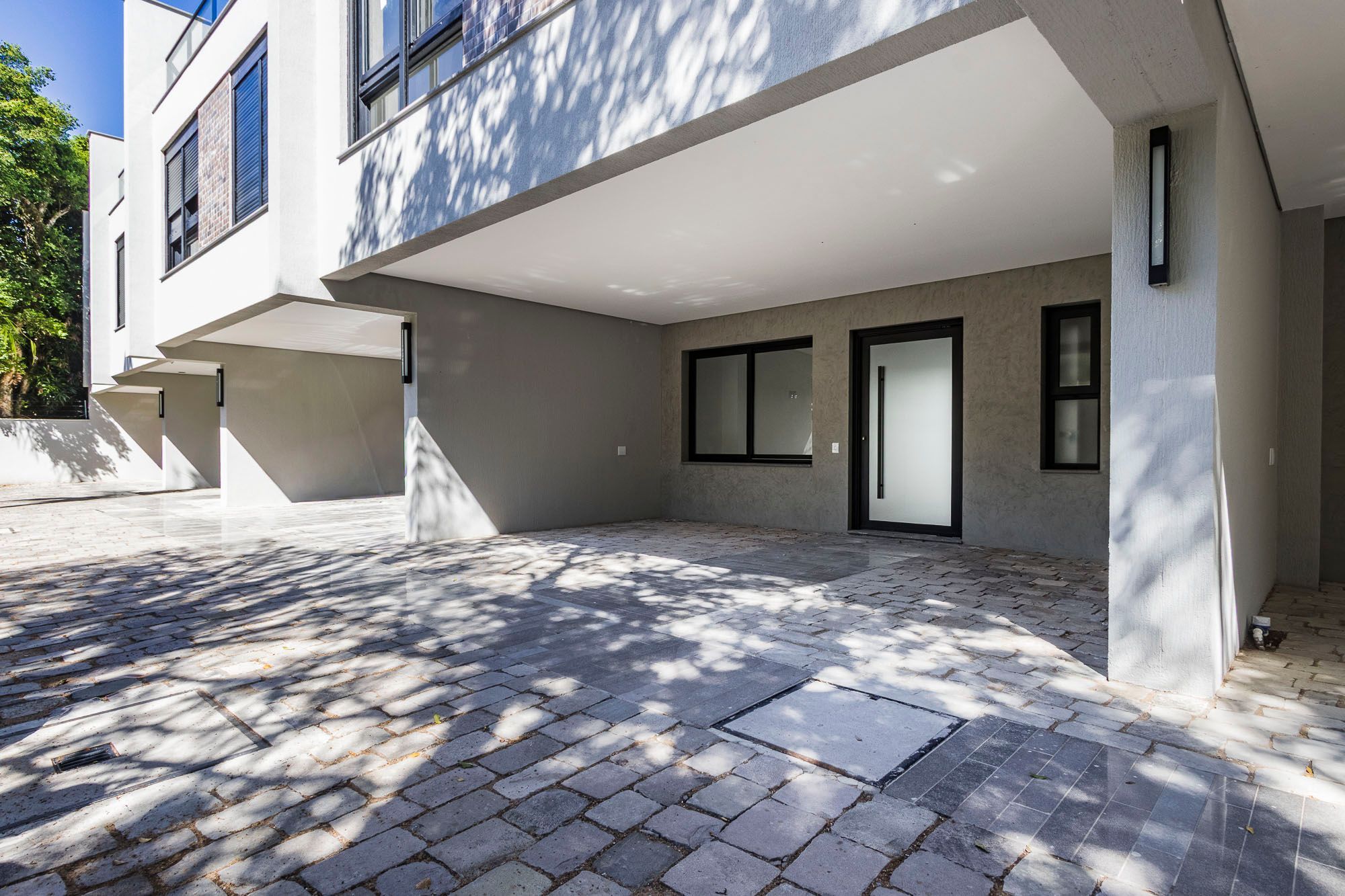Casa Condominio em Porto Alegre, no bairro Tristeza, com 3 dormitório(s), à vend