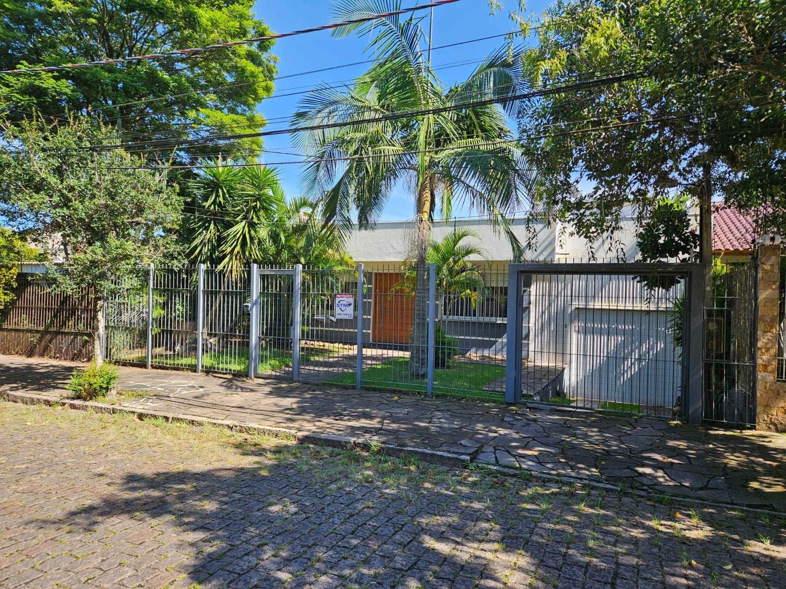 Casa de Condomínio 3 dormitórios no bairro Tristeza