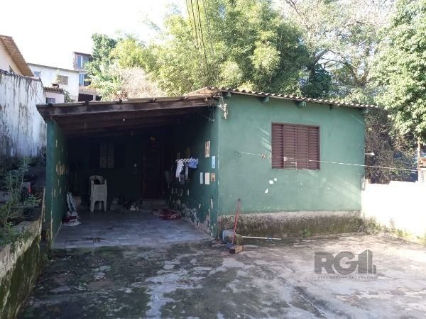Terreno em Porto Alegre, no bairro Cavalhada, à venda.