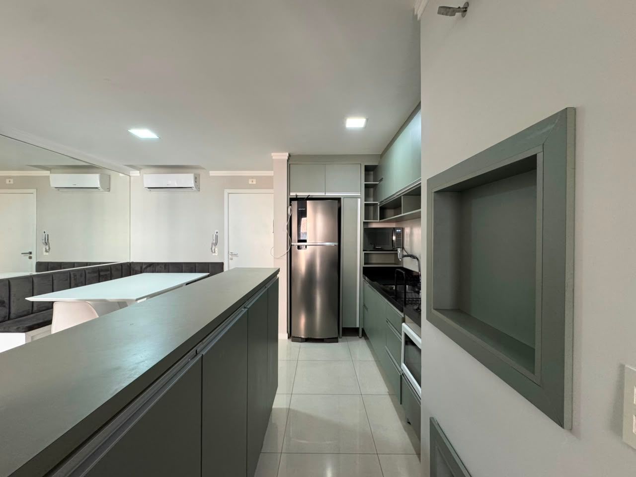 Apartamento em home club no bairro Nações, foto 4 de 15
