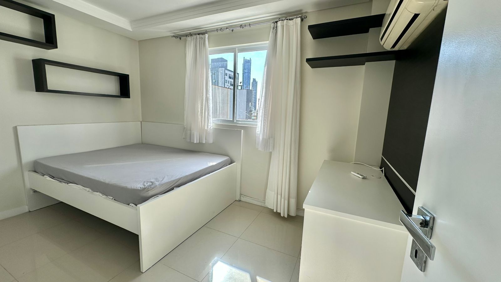 Cobertura plana exclusiva no Centro de Balneário Camboriú, foto 5 de 37