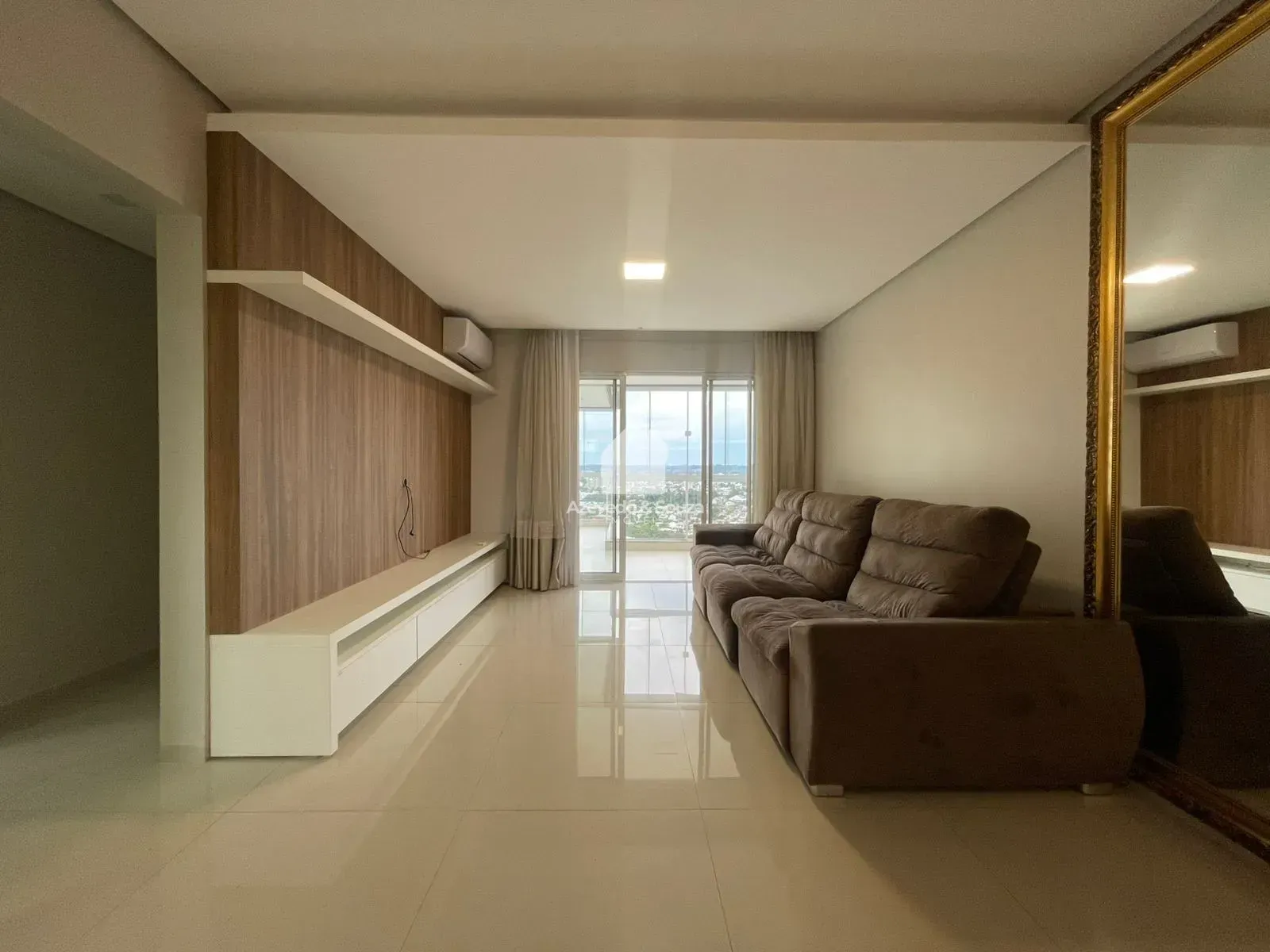 APARTAMENTO SEMI MOBILIADO NO EDIFÍCIO BELVEDERE