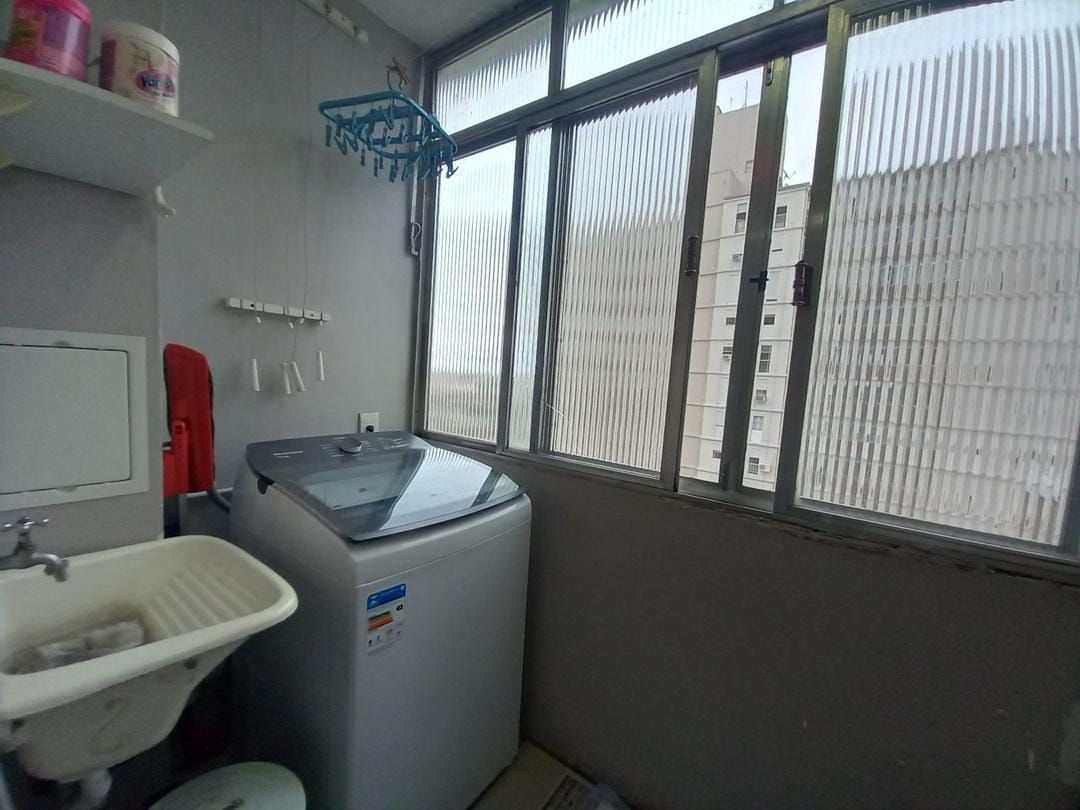 Apartamento à venda com 1 quarto, 39m² - Foto 11