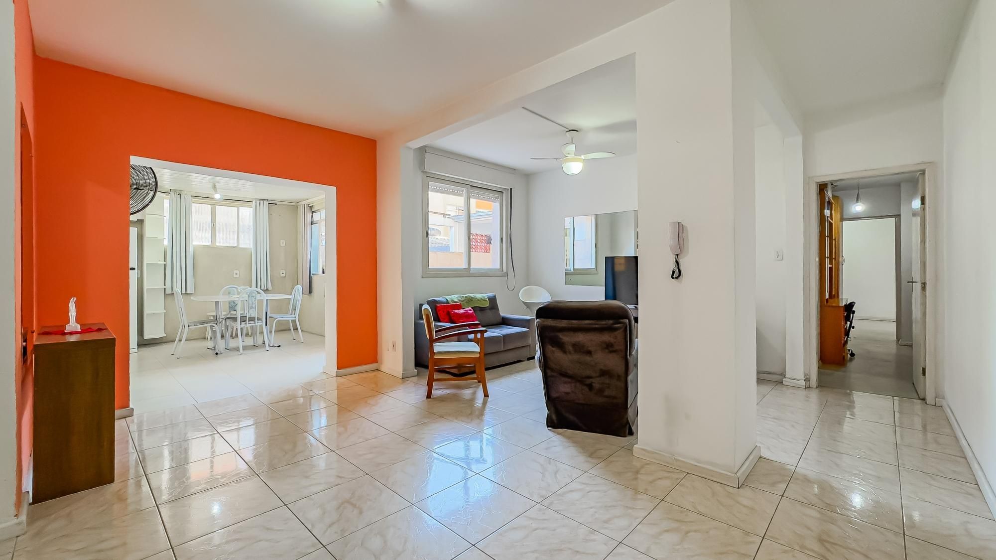 Apartamento Garden, 2 dormitórios no bairro Jardim do Salso em Porto Alegre para Comprar