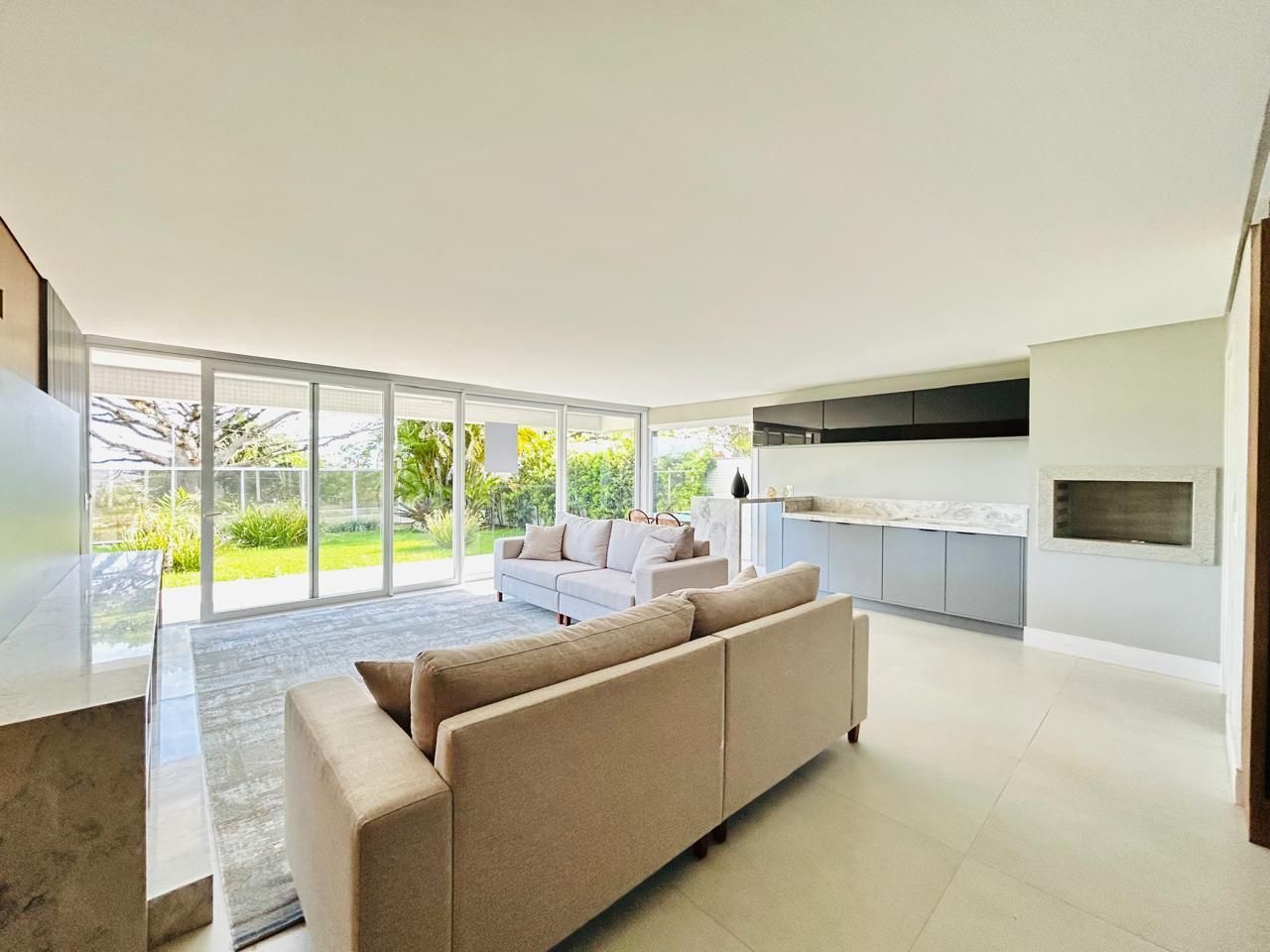Apartamento Garden, 3 suítes, à venda, 174 m², Vila Assunção - Porto Alegre — foto 2